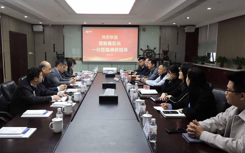 南寧市青秀區(qū)委副書記、政府區(qū)長(zhǎng)曾鵬鑫一行走訪調(diào)研中信恒泰
